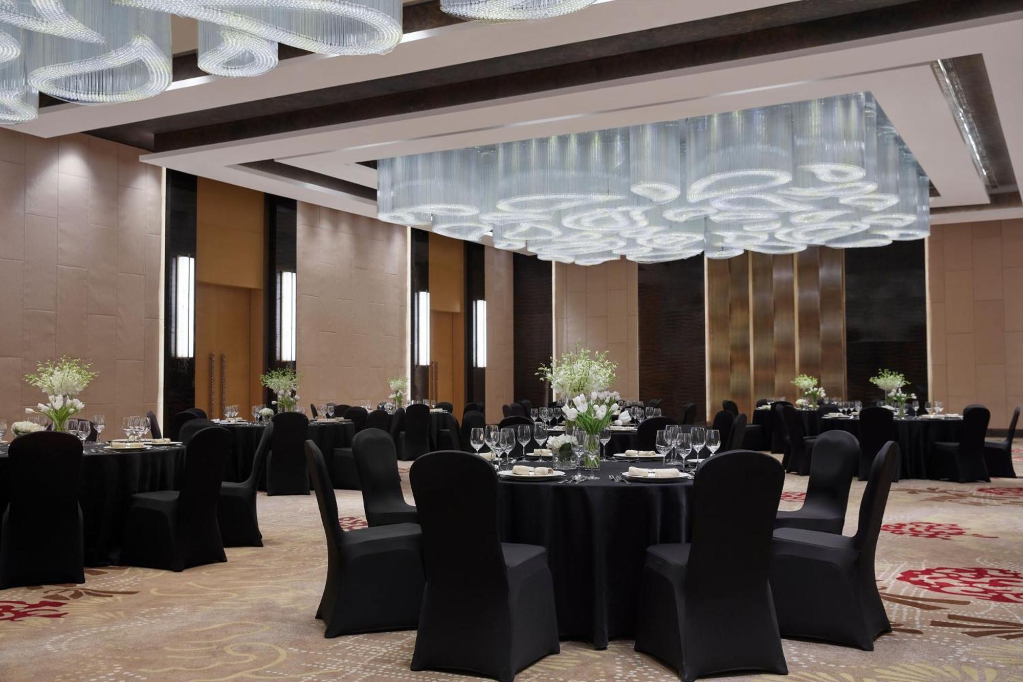 Sheraton Beijing Lize Hotel Екстер'єр фото