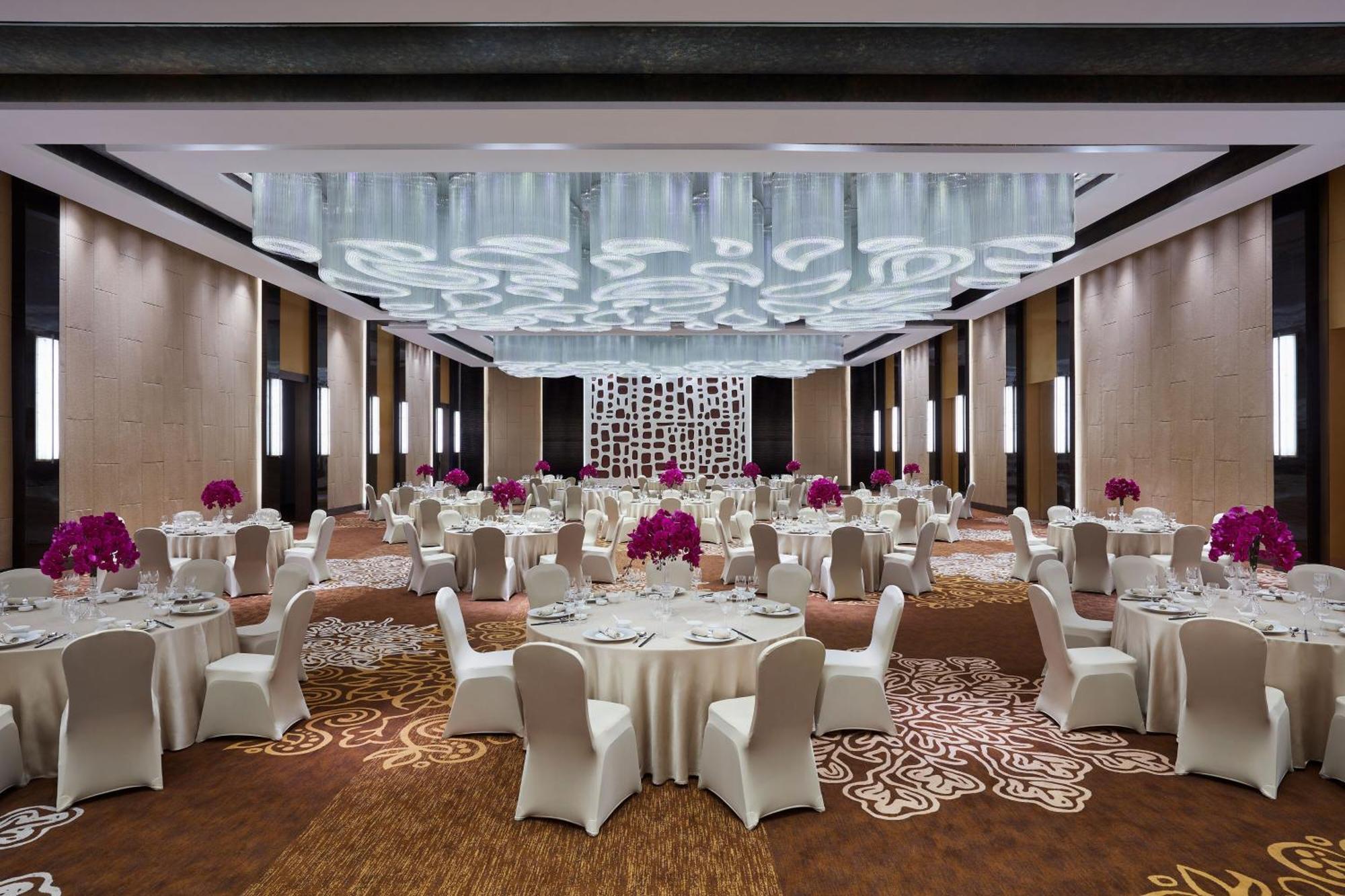 Sheraton Beijing Lize Hotel Екстер'єр фото