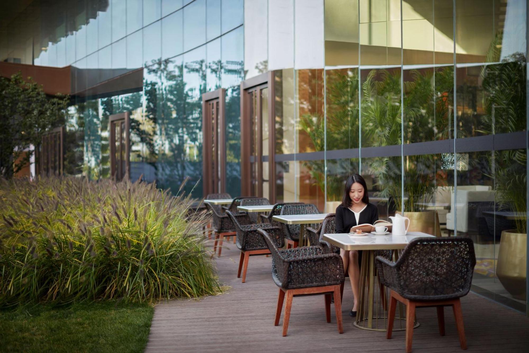 Sheraton Beijing Lize Hotel Екстер'єр фото
